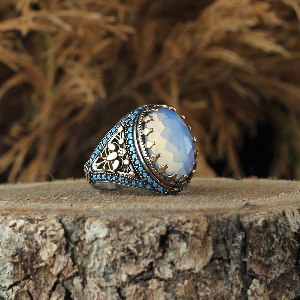 Special Design Moonstone Ring