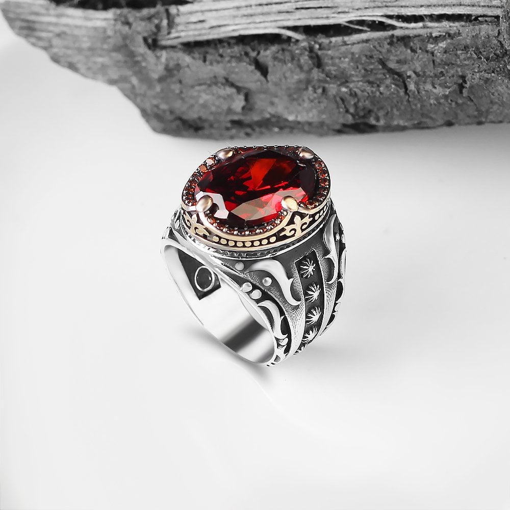 Shiny Red Stone Ring