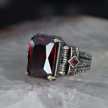 Kings Chain Ring with Red Stone