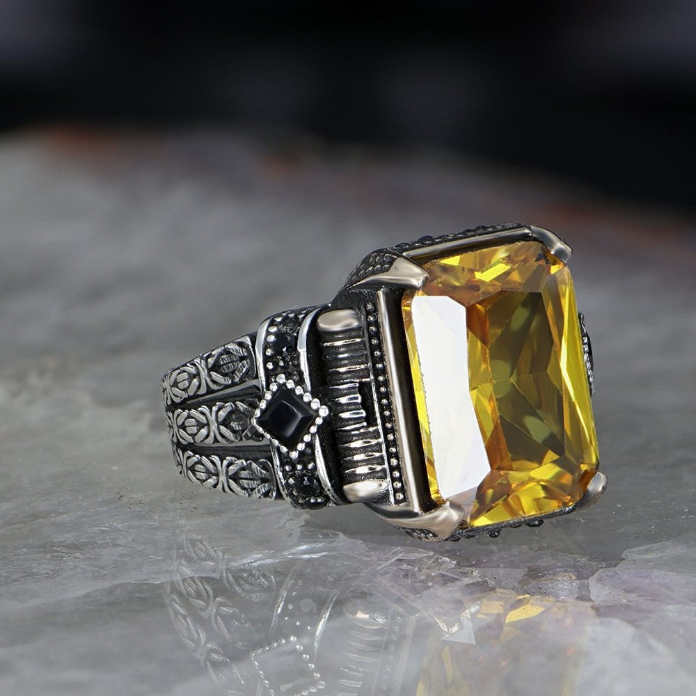 Chain Design Citrine Ring