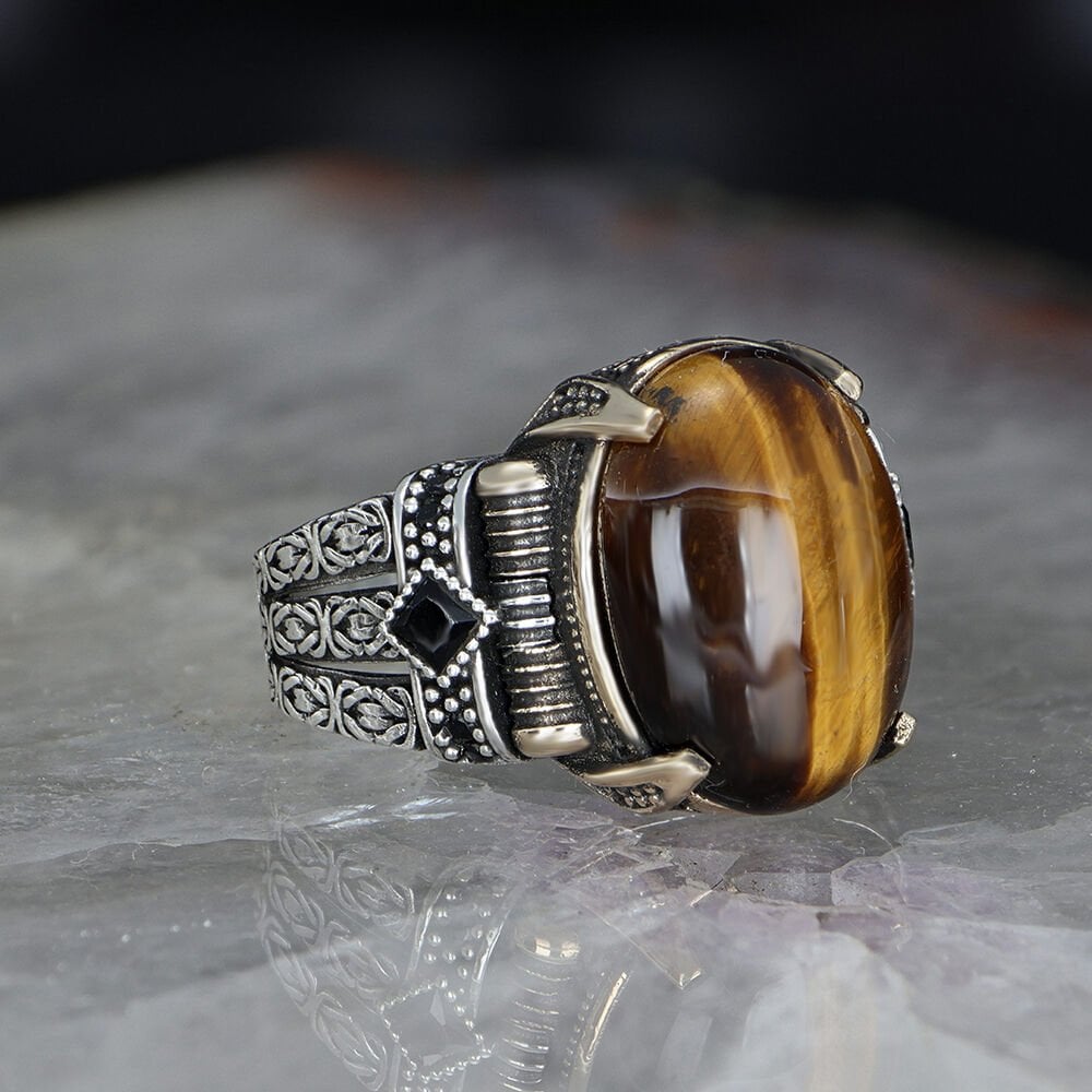 King Chain Design Tigers Eye Ring