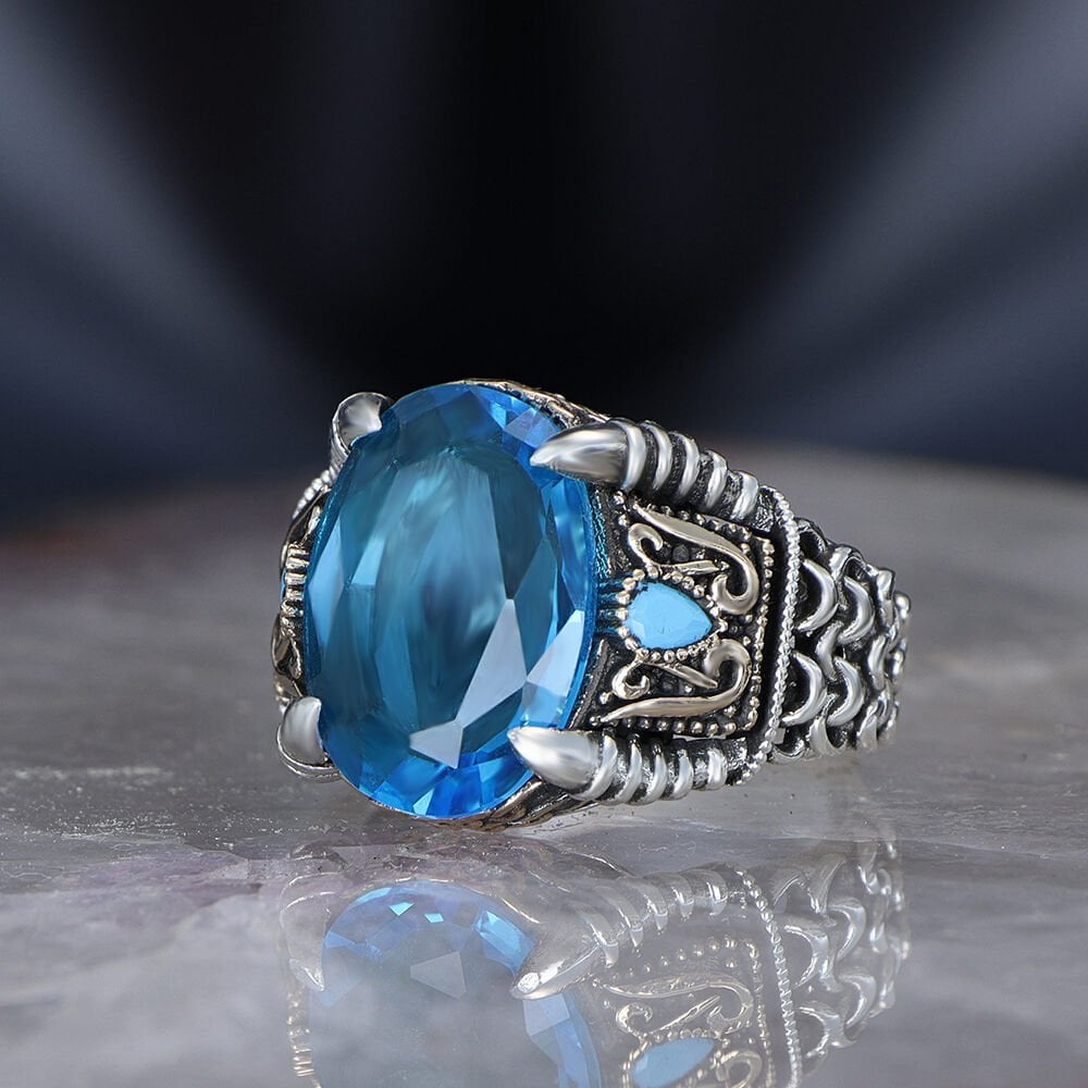 Chain Design Blue Topaz Ring