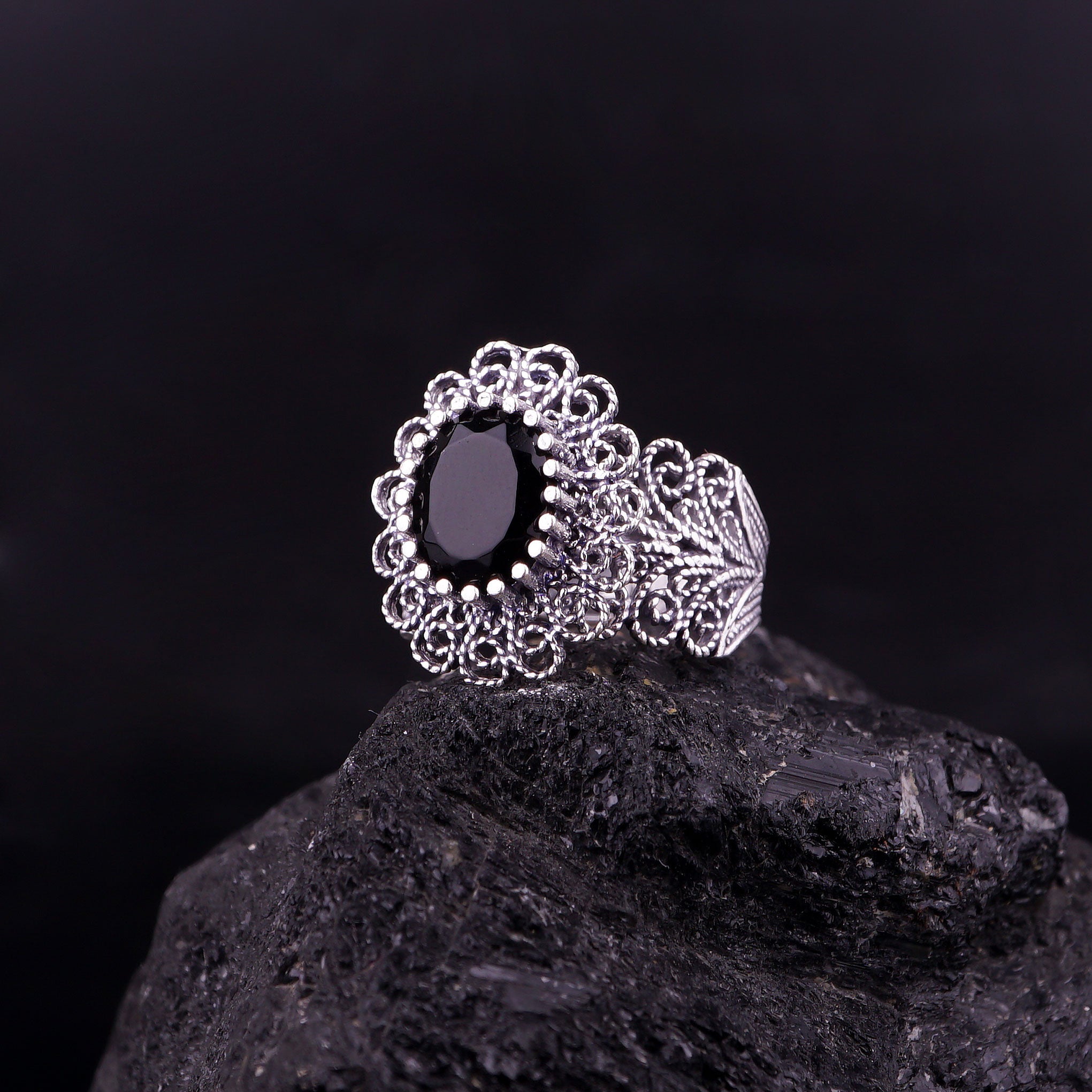 Flower Filigree Delicate Ring with Gemstones