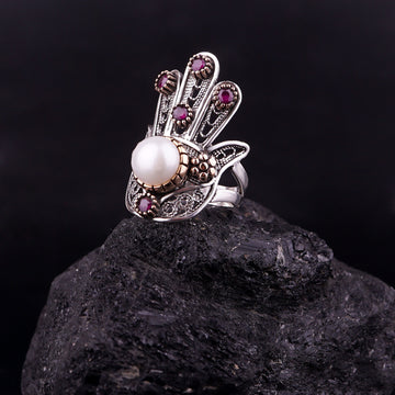 Pearl Bead Filigree Hand-Shaped Elegant  Ring