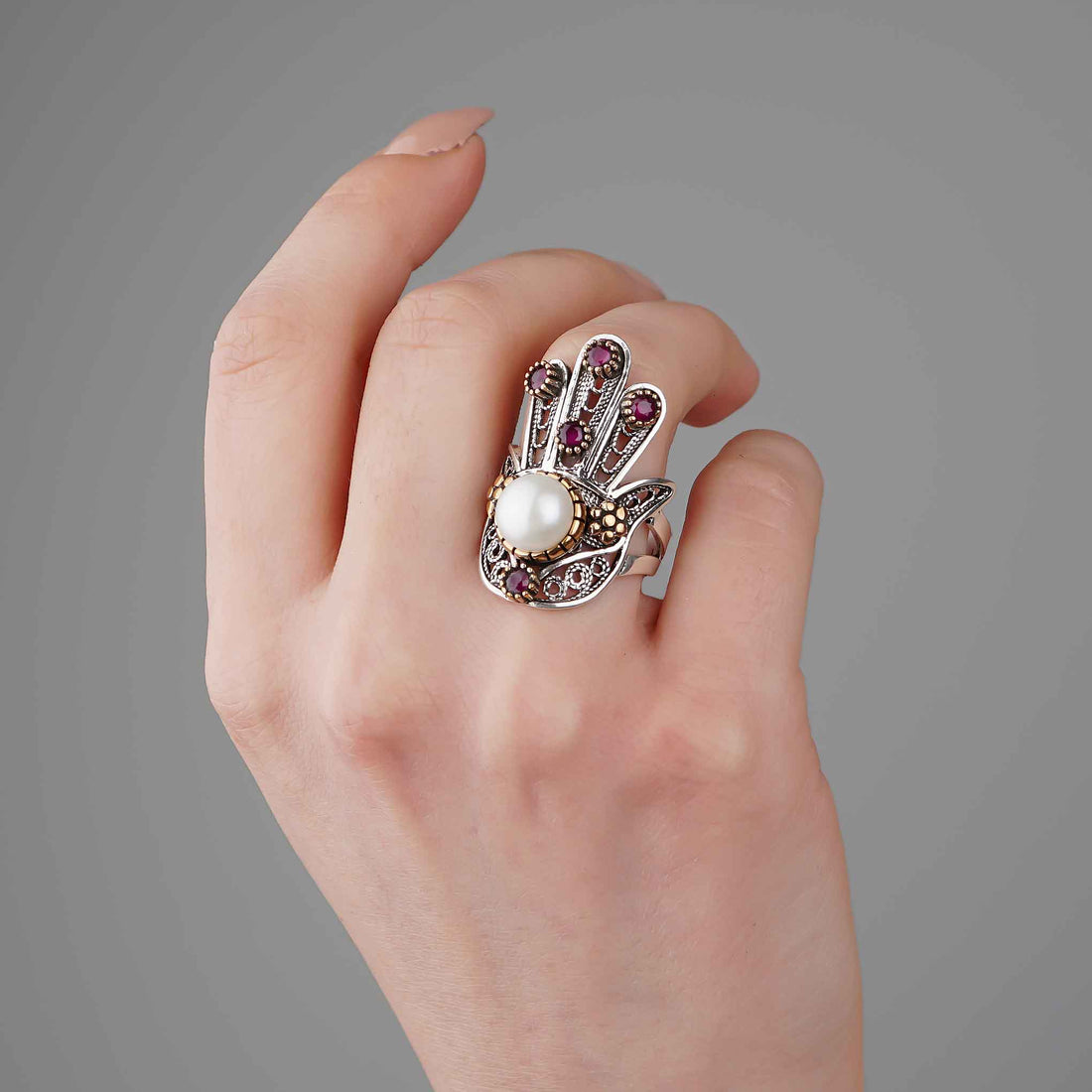 Pearl Bead Filigree Hand-Shaped Elegant  Ring