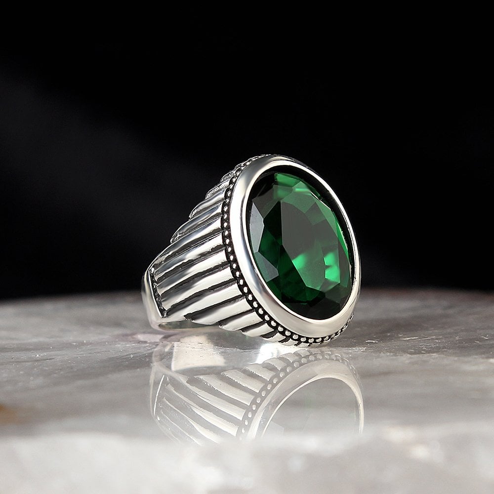 Deep Green Stone Ring