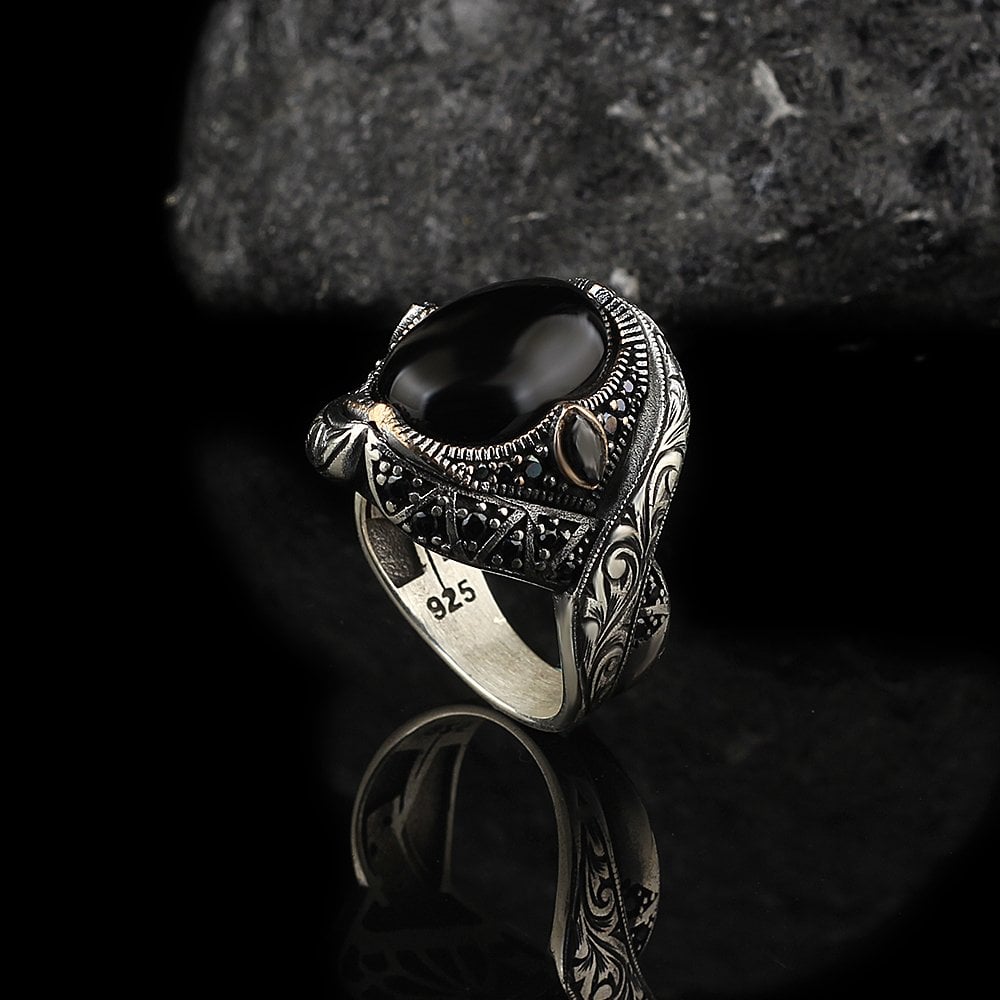 Helical Black Onyx Ring