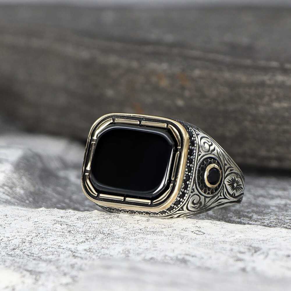 Rectangle Onyx Ring