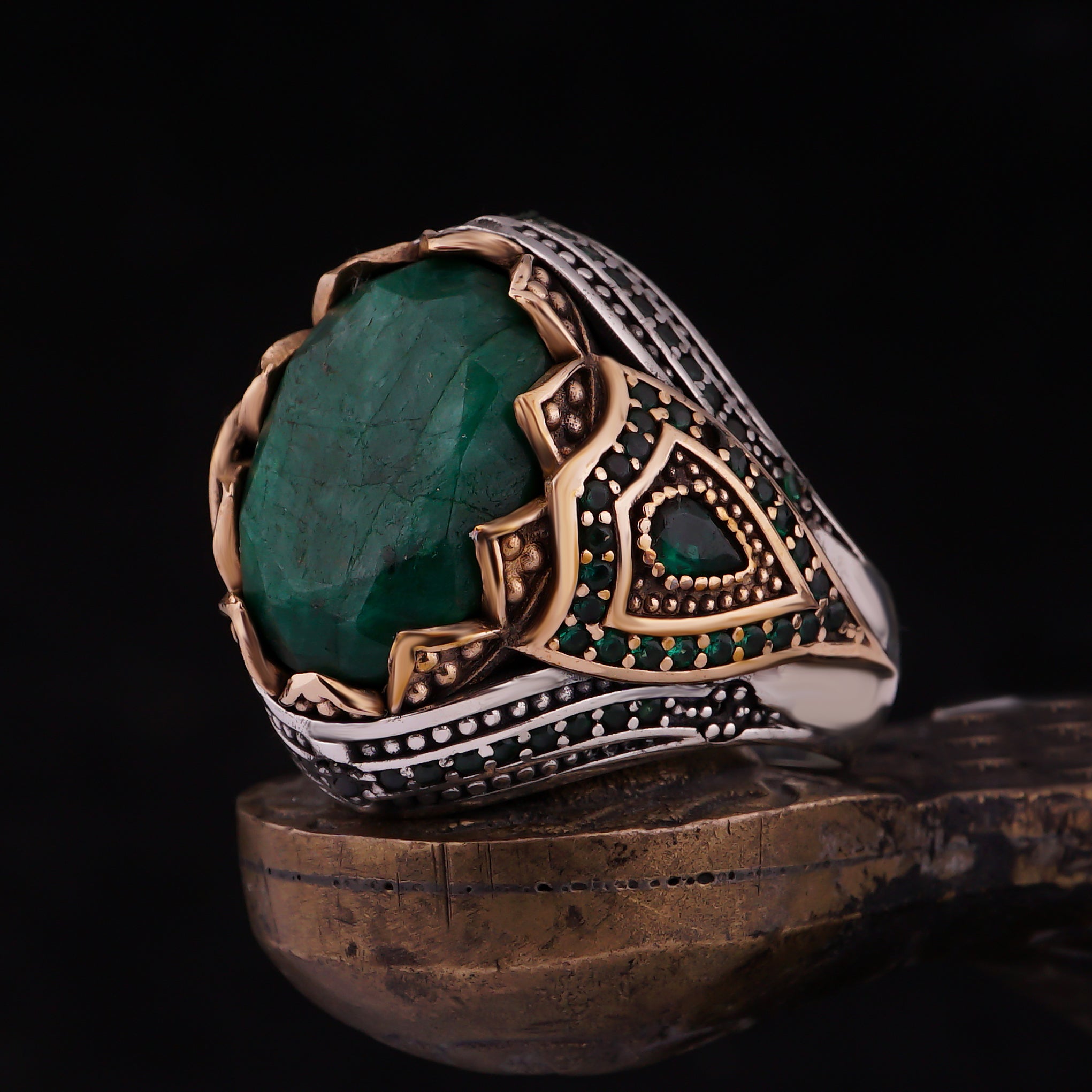 Raw Emerald Gemstone Ring