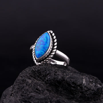 Opal Ring Rhombus Elegance