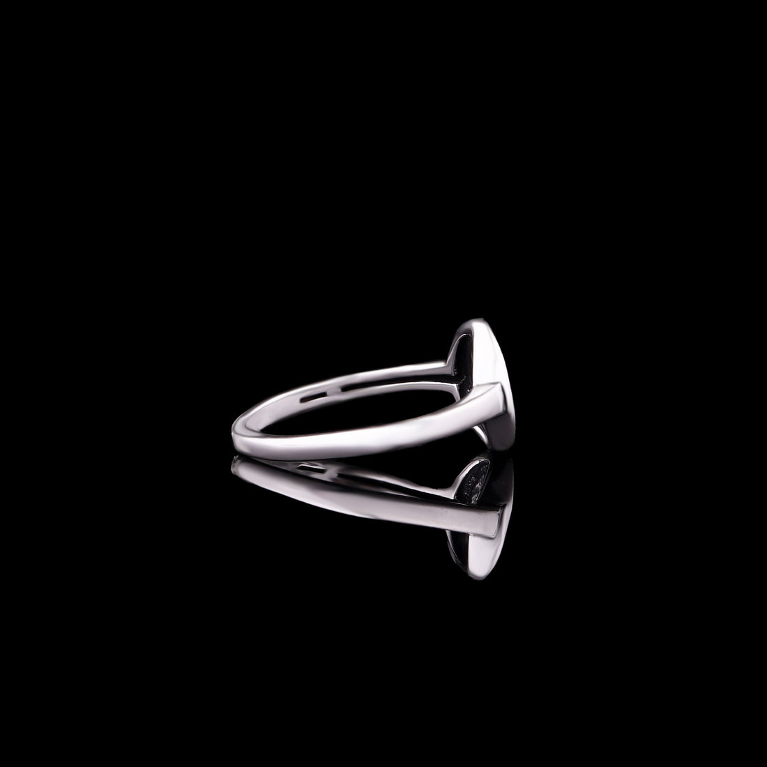 Modern Lotus Shape Ring Elegance