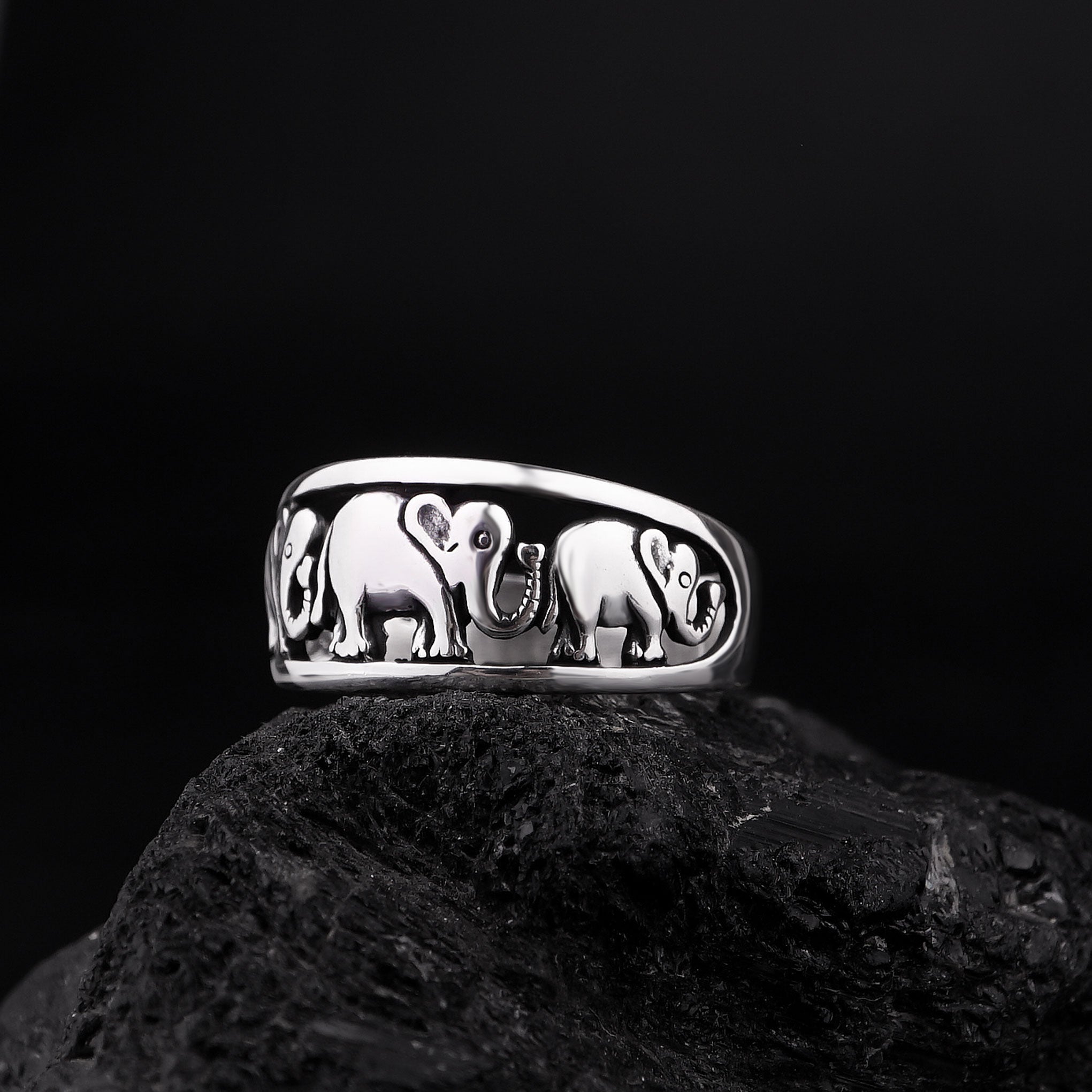 Mini 925 Silver Elephant Top Ring